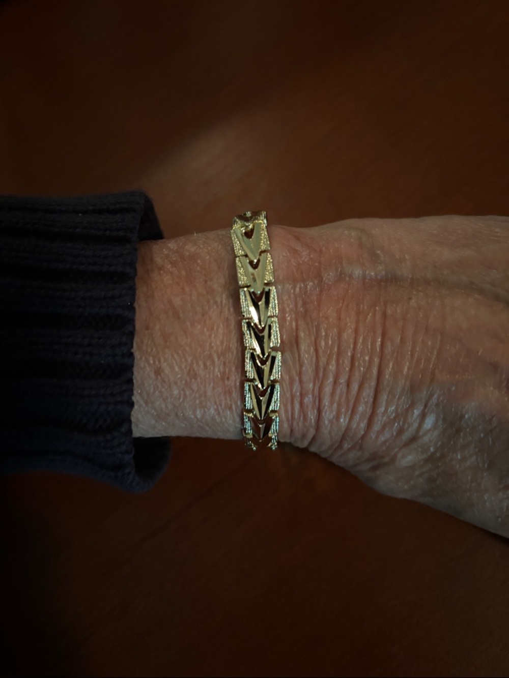 Pretty Bird Jewelry Gold Tone watchband type Bracelet